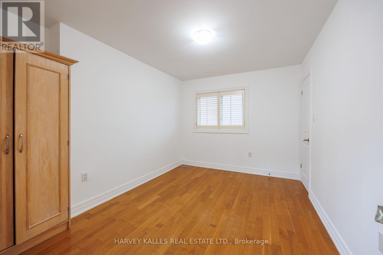 19 Blair Athol Crescent Property Photo 35