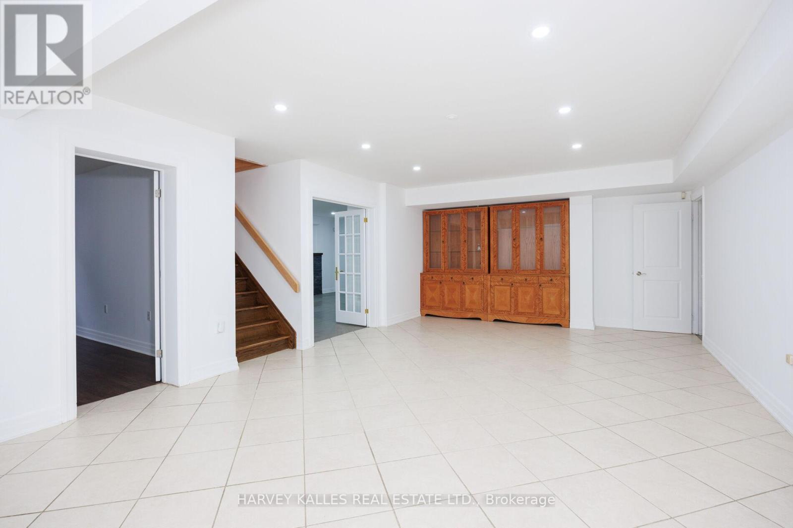 19 Blair Athol Crescent Property Photo 43