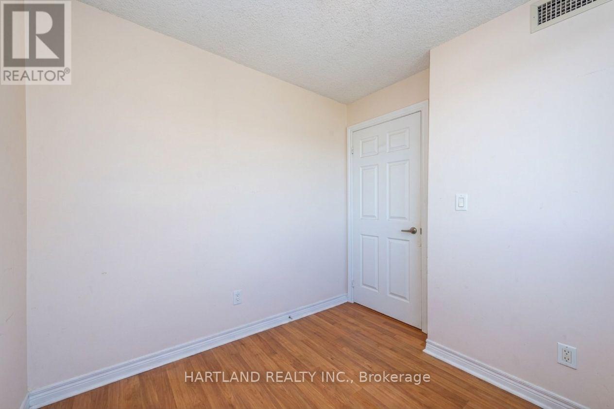405 - 310 Burnhamthorpe Road W Property Photo 10