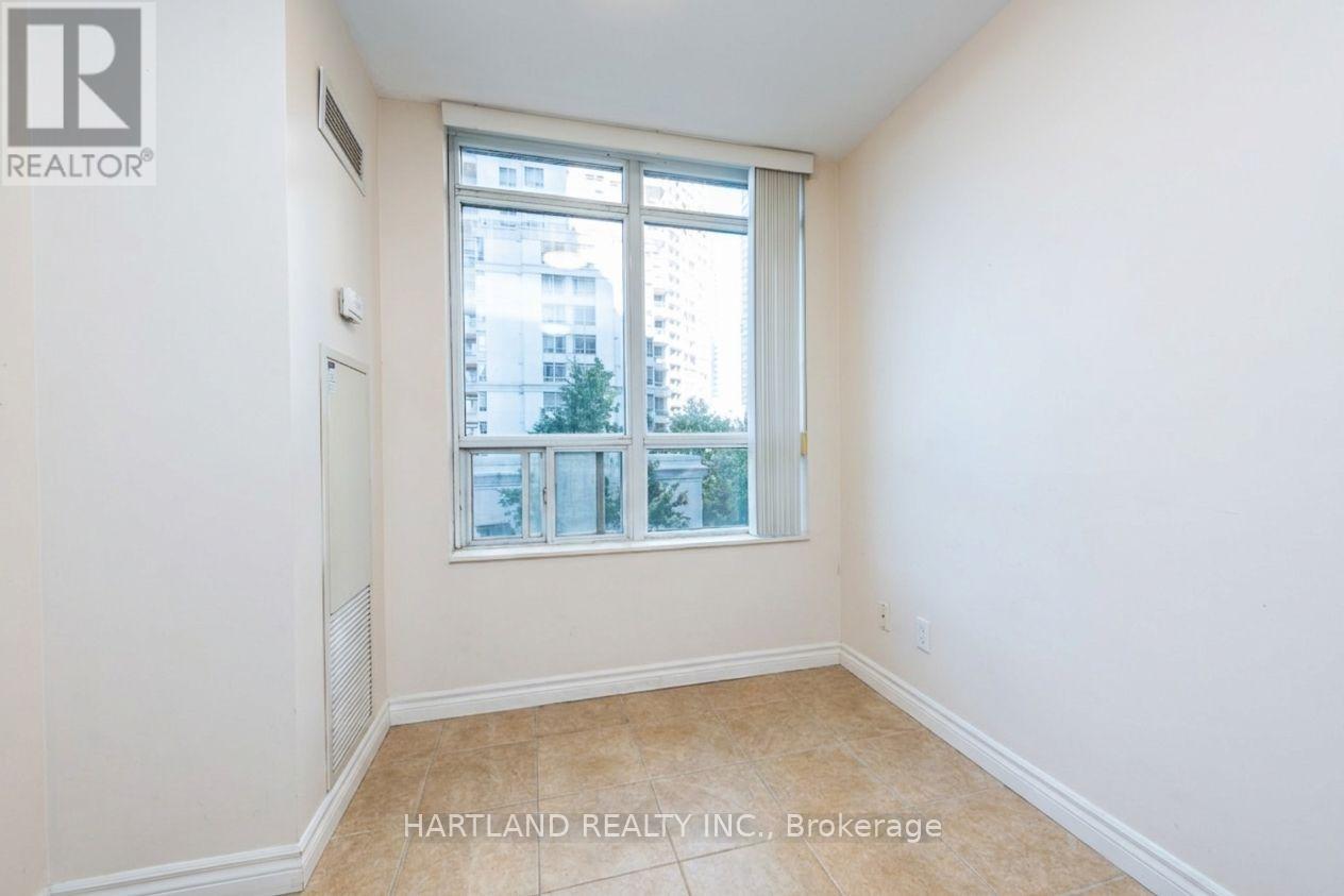 405 - 310 Burnhamthorpe Road W Property Photo 20