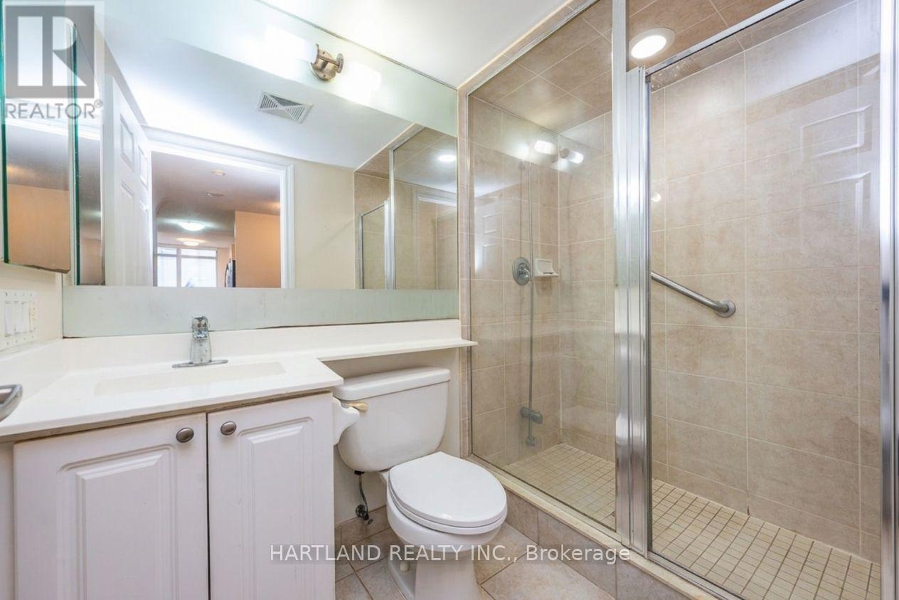 405 - 310 Burnhamthorpe Road W Property Photo 24