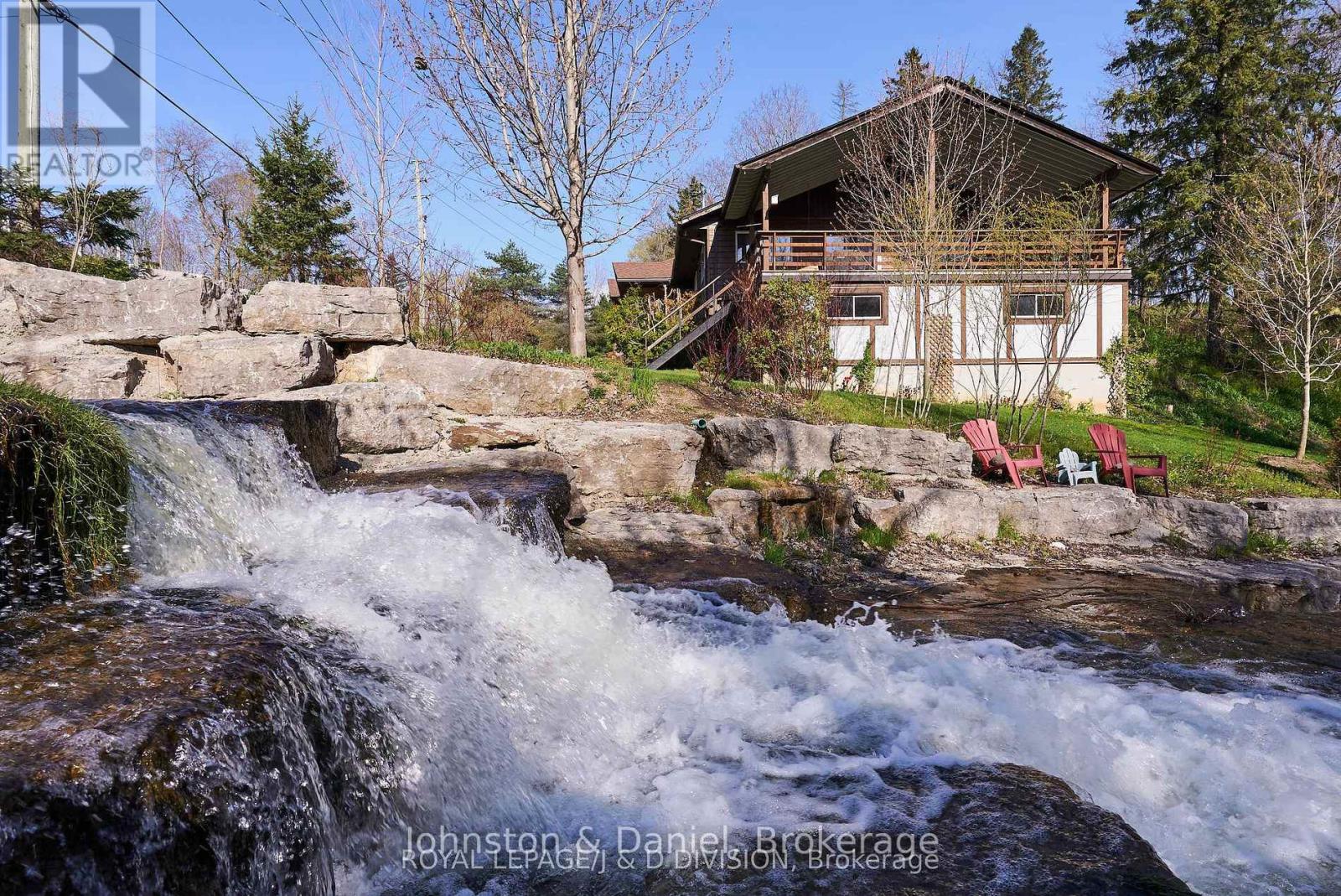 7095 Guelph Line Property Photo 7