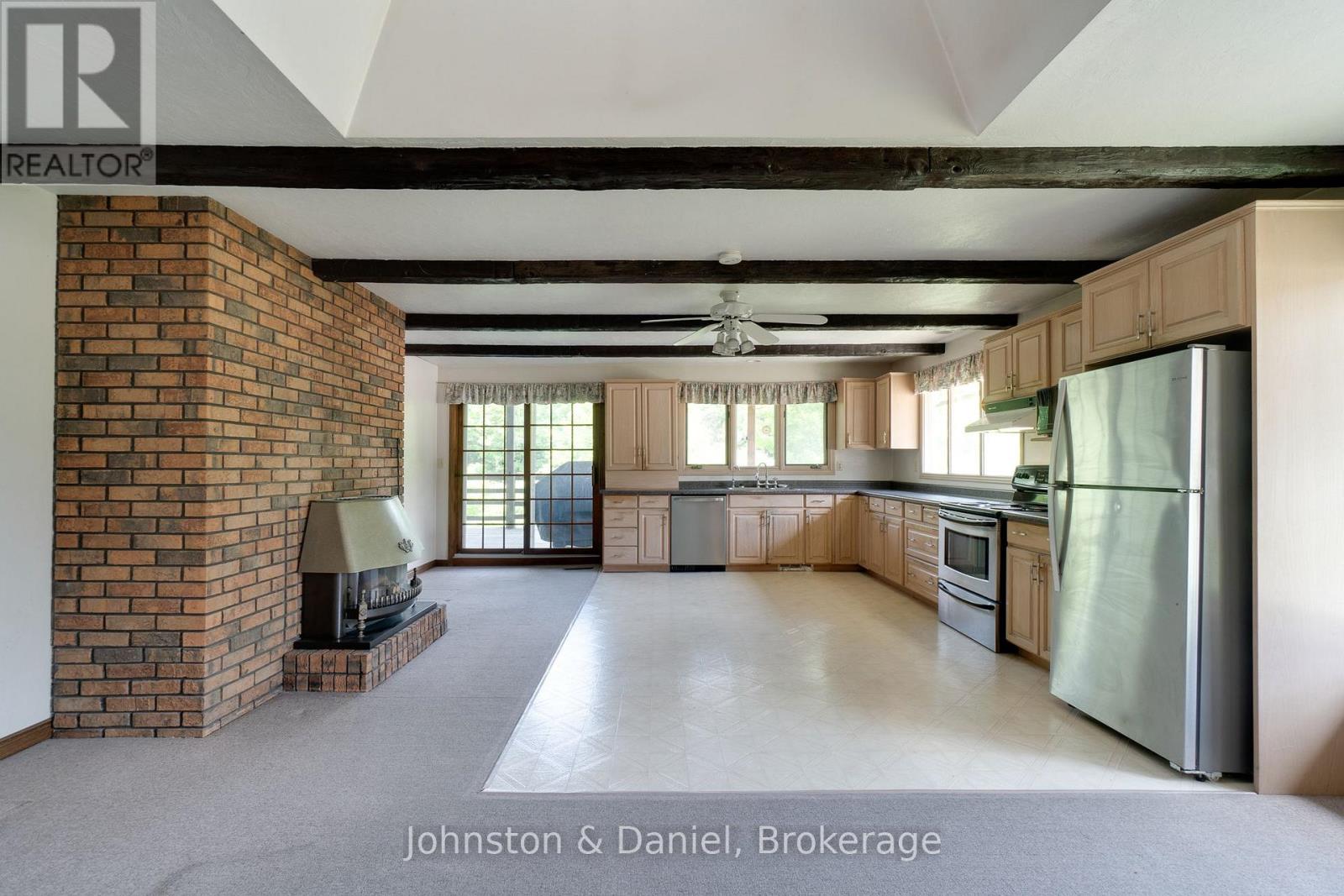 7095 Guelph Line Property Photo 16