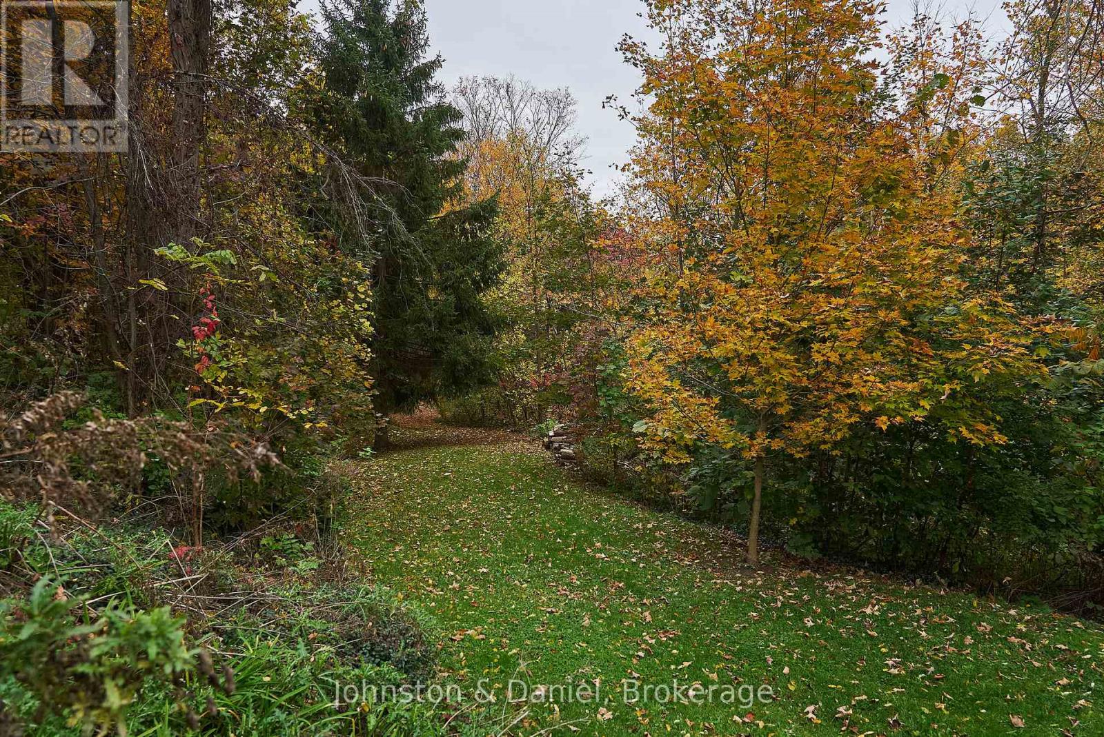 7095 Guelph Line Property Photo 32