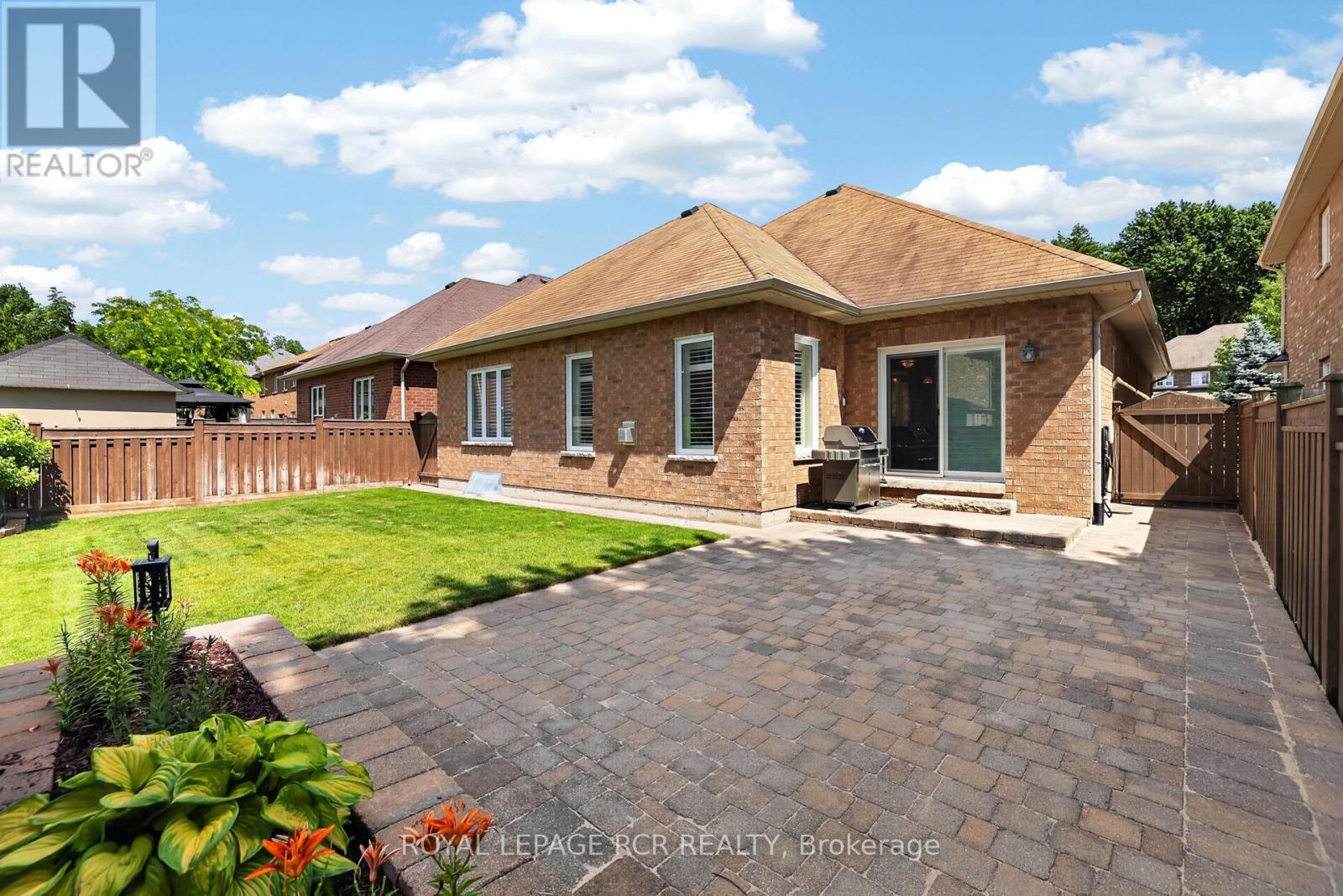 30 Borland Crescent Property Photo 34
