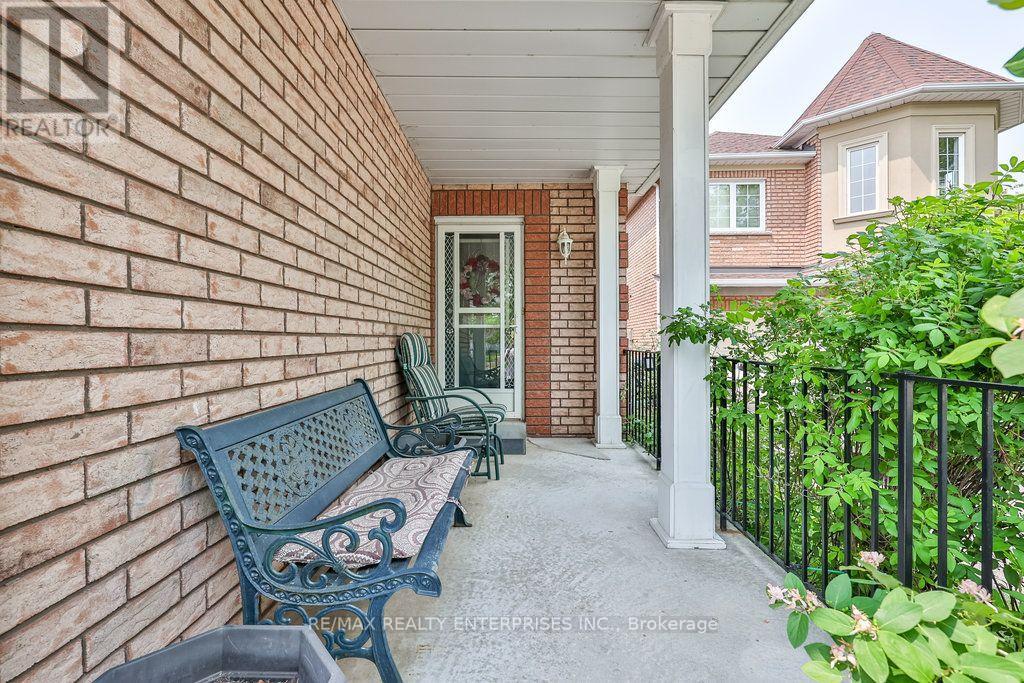 3 Jack Kenny Court Property Photo 4