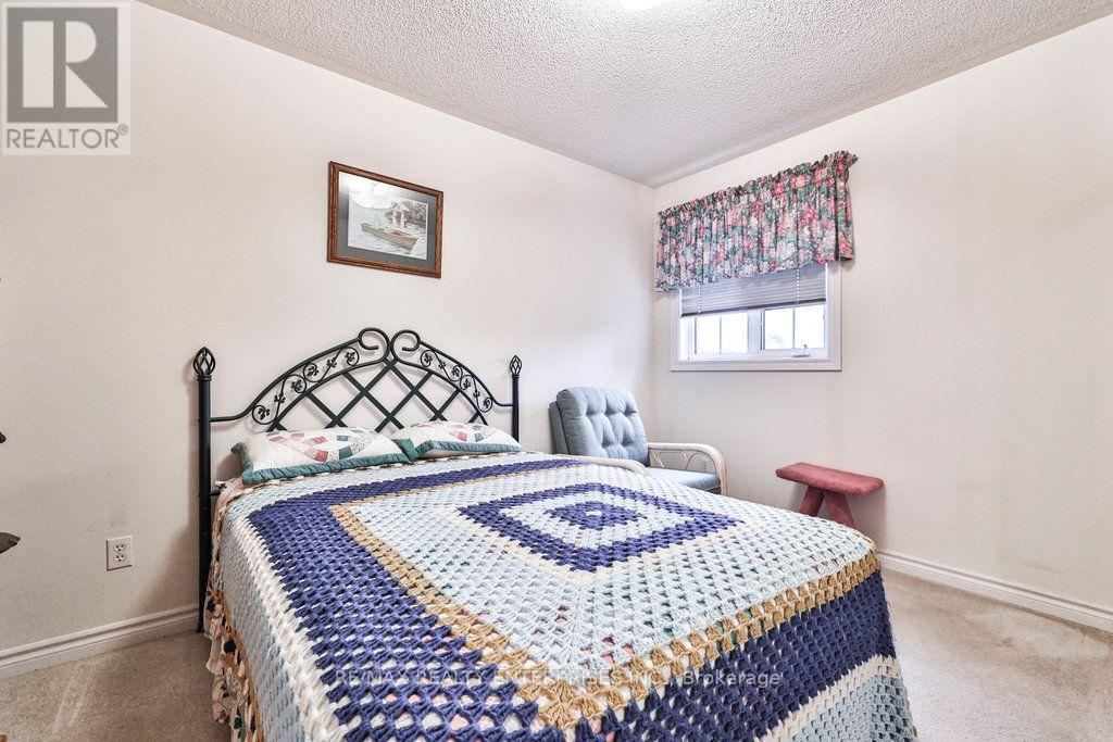 3 Jack Kenny Court Property Photo 26