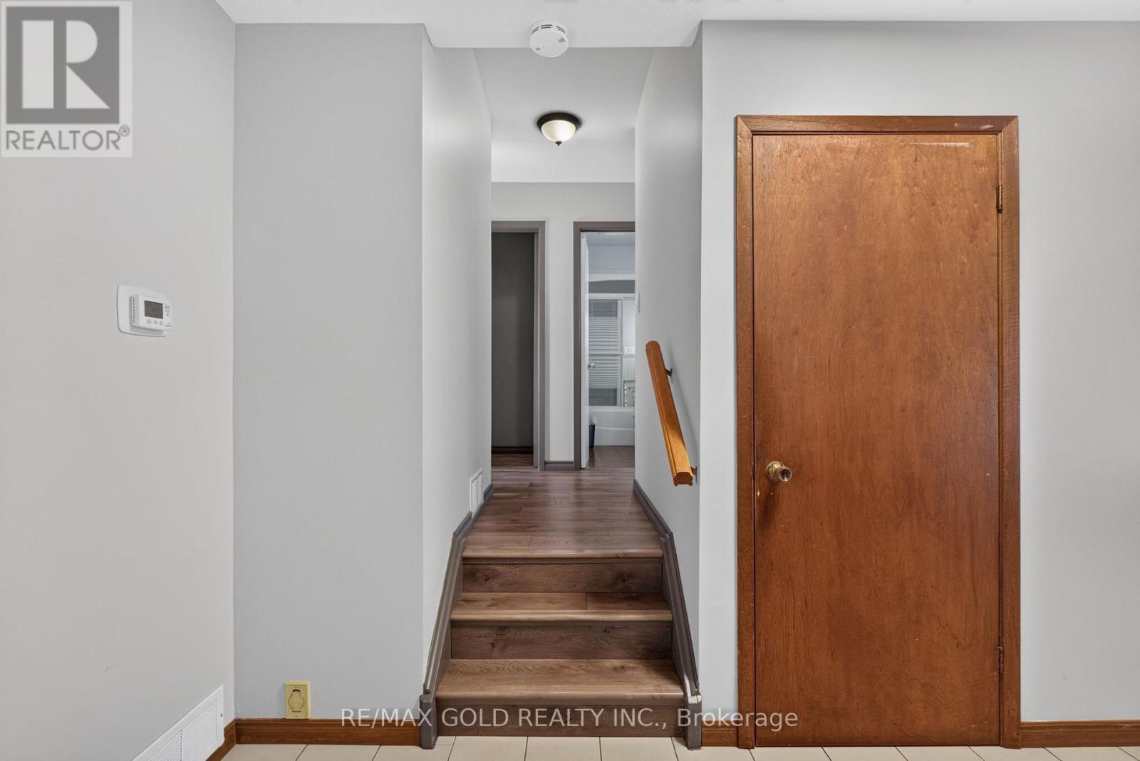 18 Esplanade Road Property Photo 19