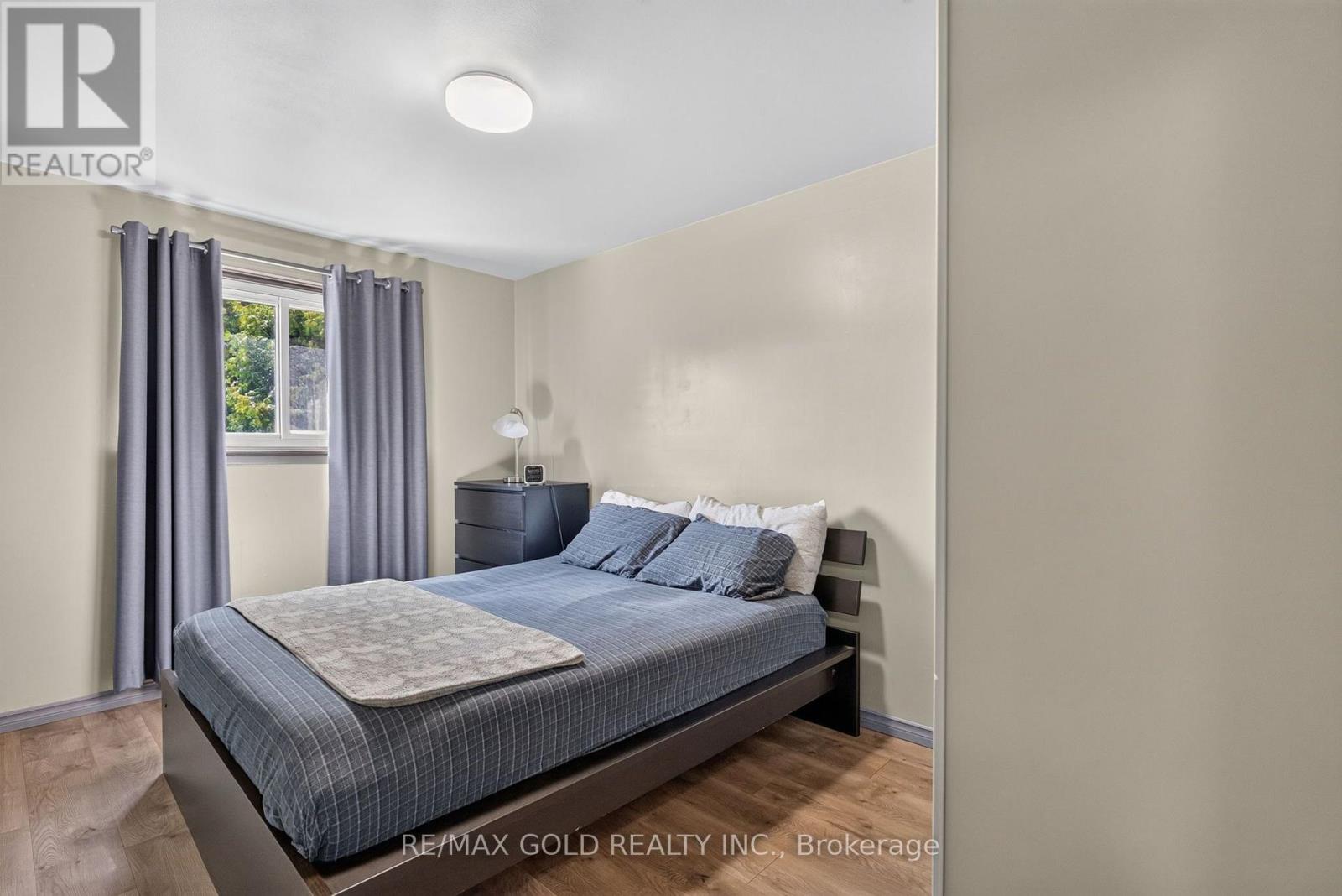 18 Esplanade Road Property Photo 24