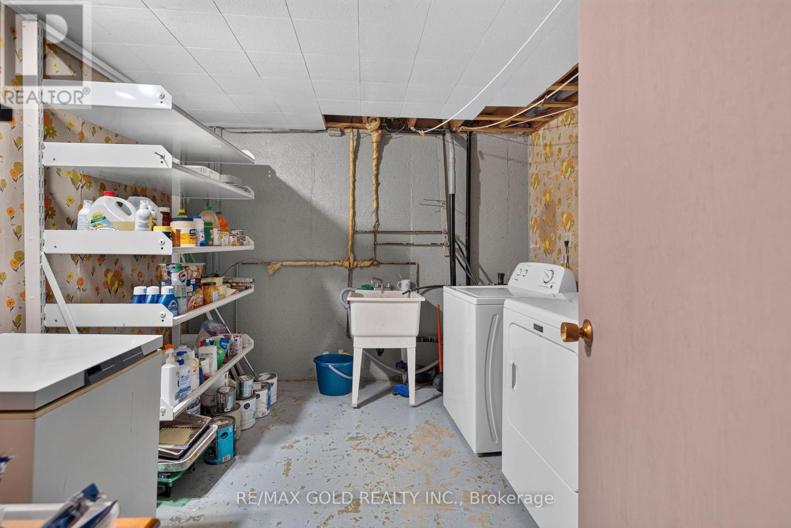 18 Esplanade Road Property Photo 35