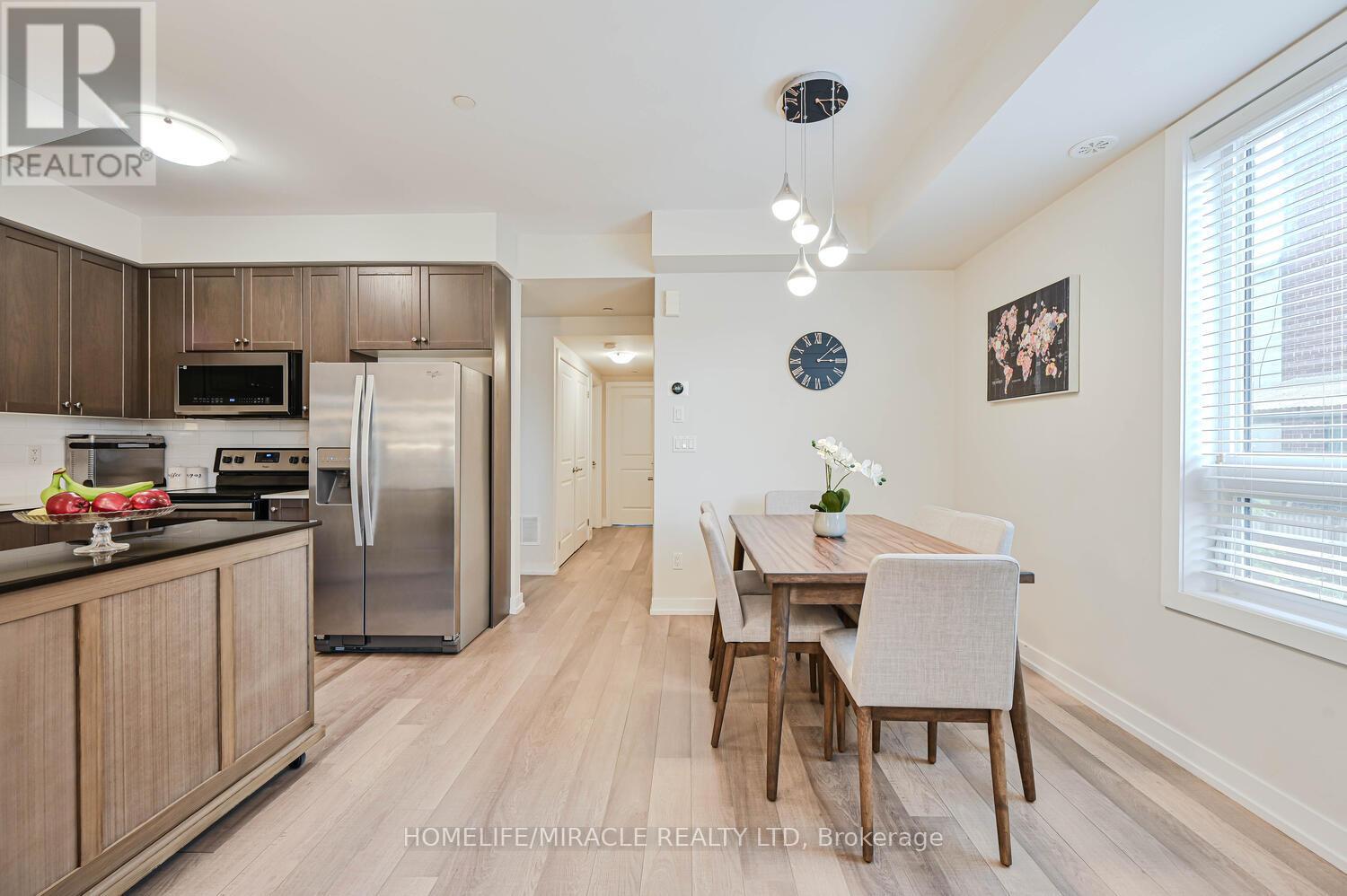 114 - 256 Royal York Road Property Photo 19