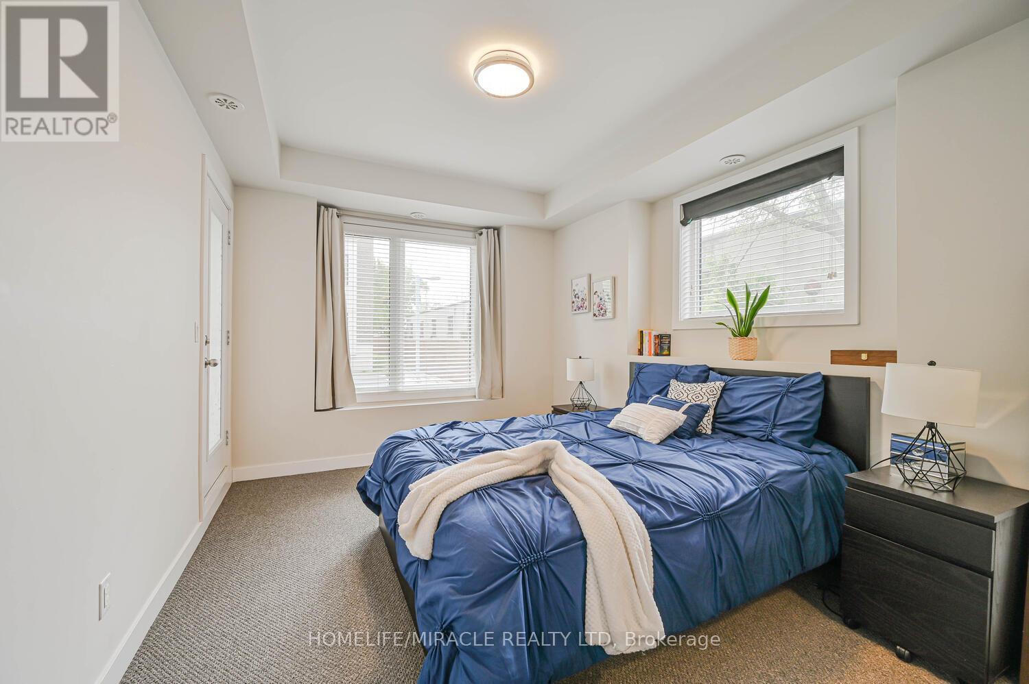 114 - 256 Royal York Road Property Photo 21