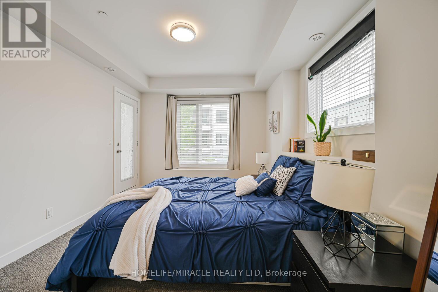 114 - 256 Royal York Road Property Photo 22