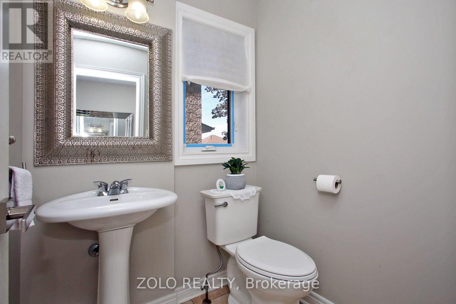 37 Sewells Lane S Property Photo 4