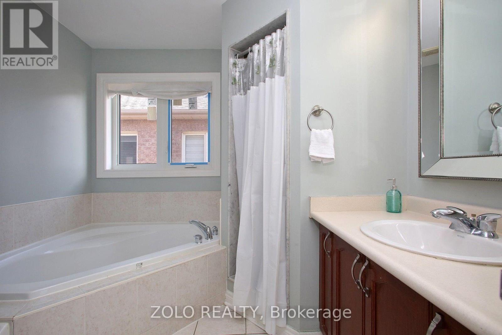 37 Sewells Lane S Property Photo 10