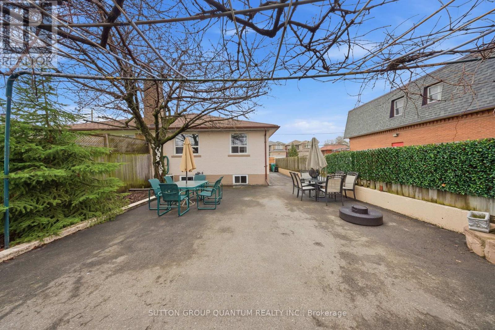 1257 Alexandra Avenue Property Photo 38