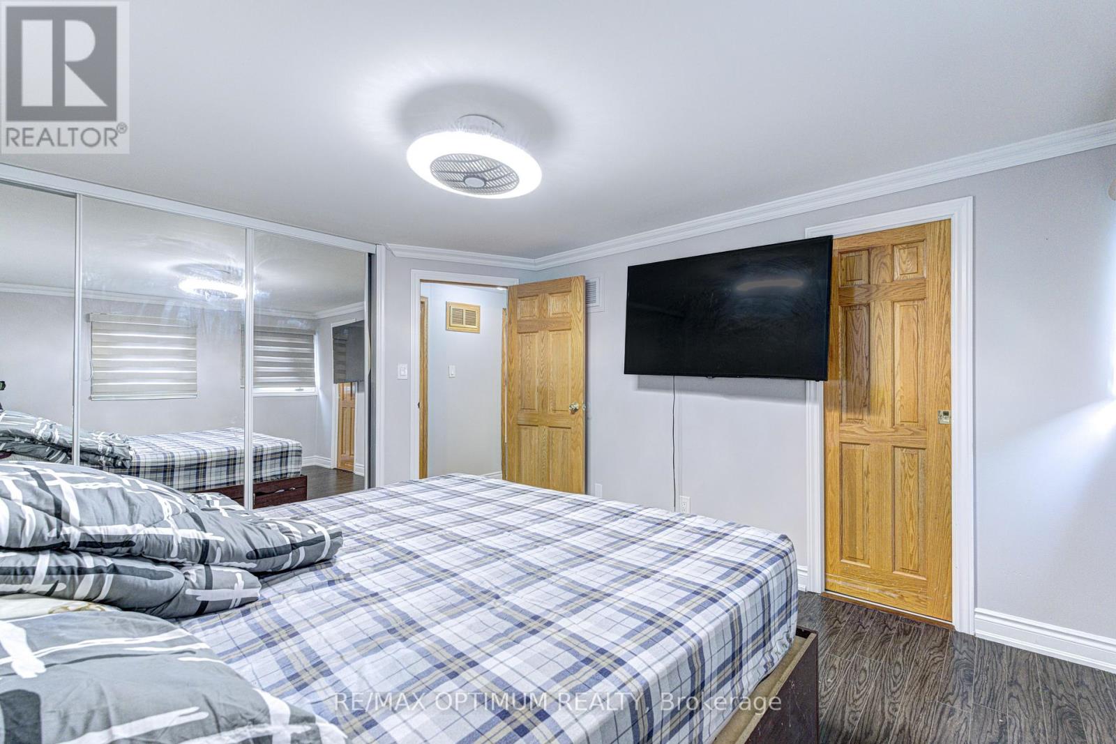 5 Roehampton Crescent Property Photo 12
