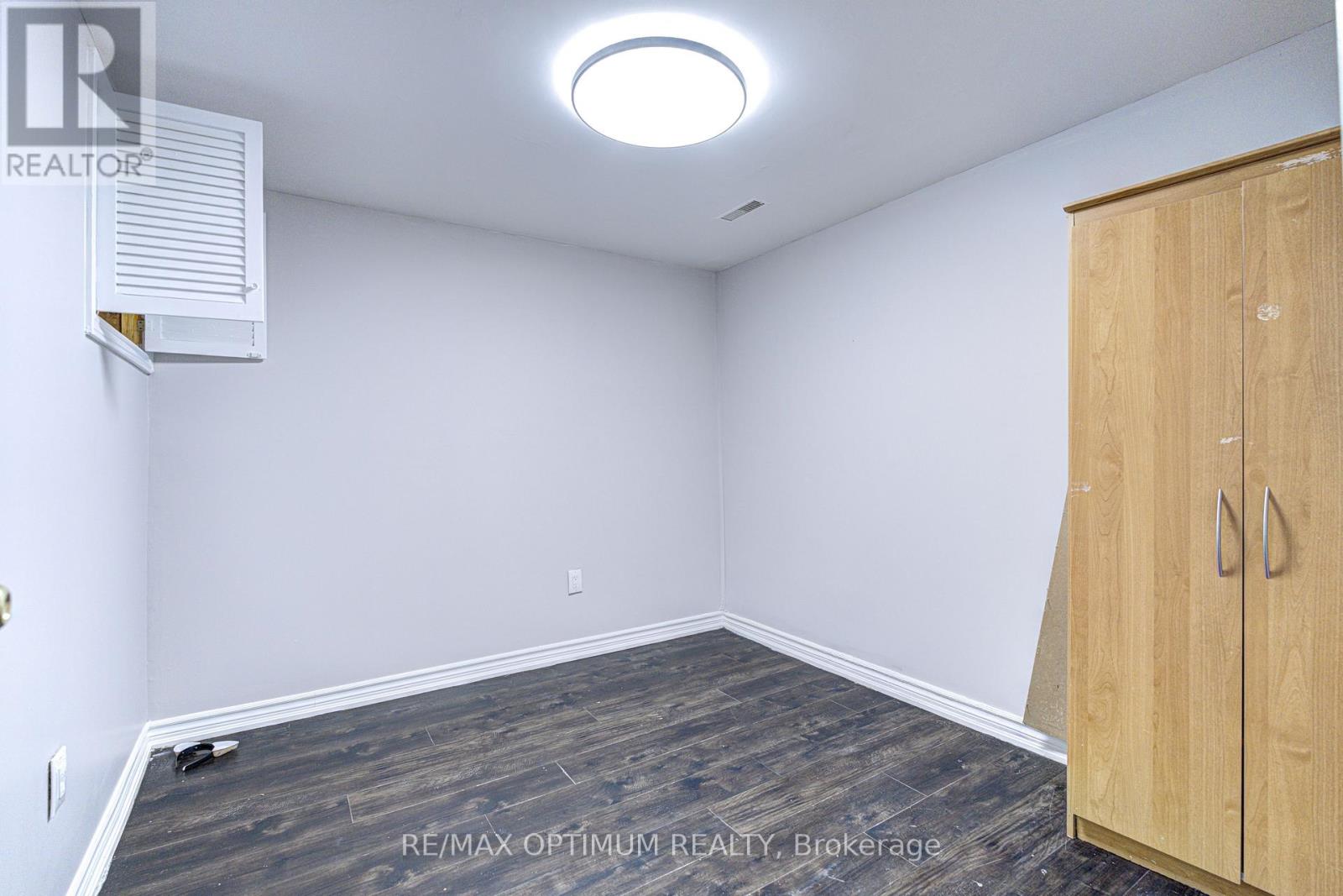 5 Roehampton Crescent Property Photo 21