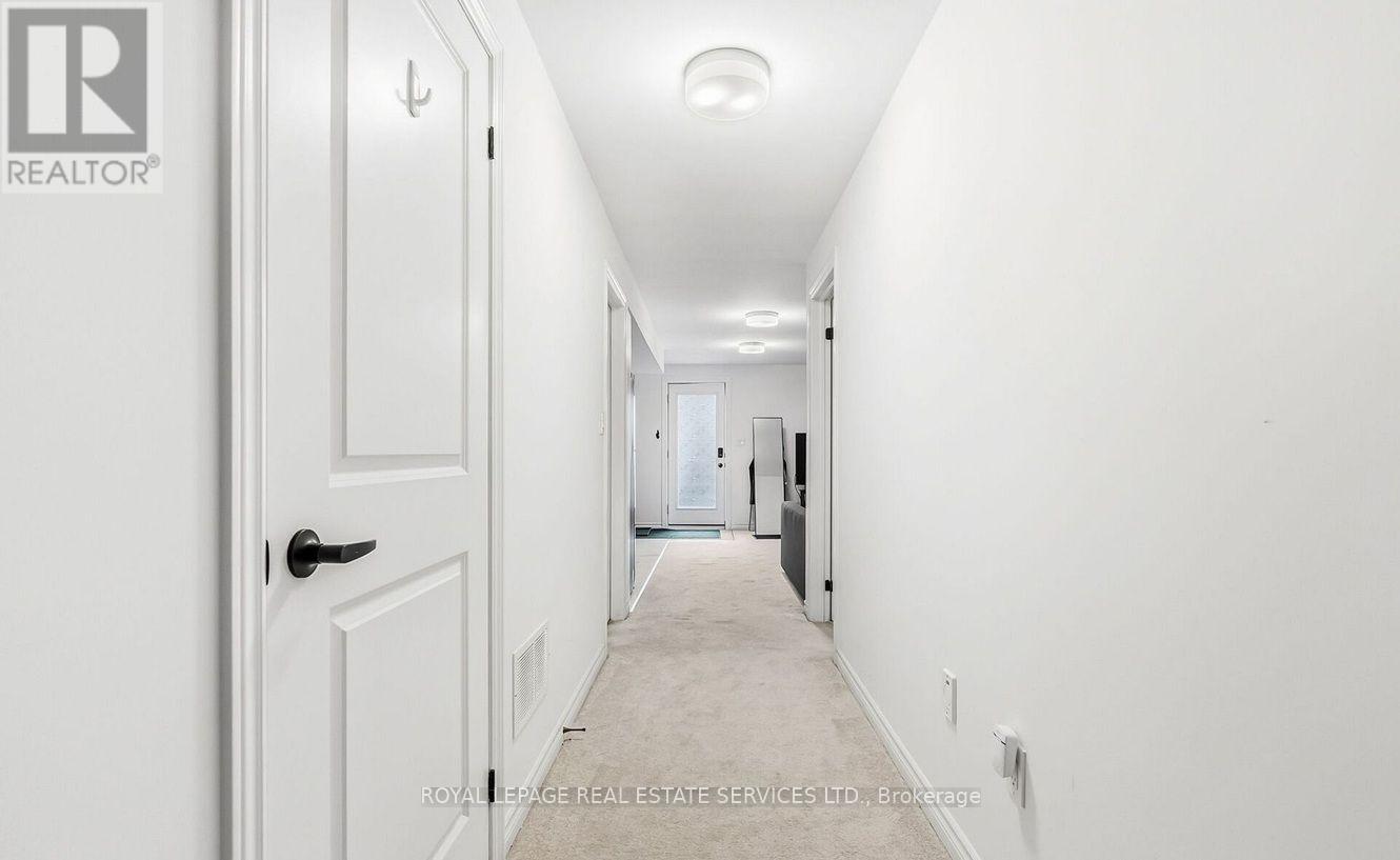 Lower - 488 Parent Place Property Photo 6