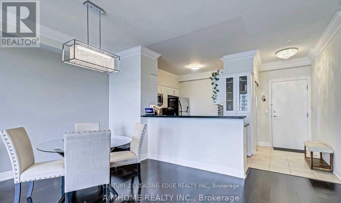607 - 2119 Lakeshore Boulevard W Property Photo 8
