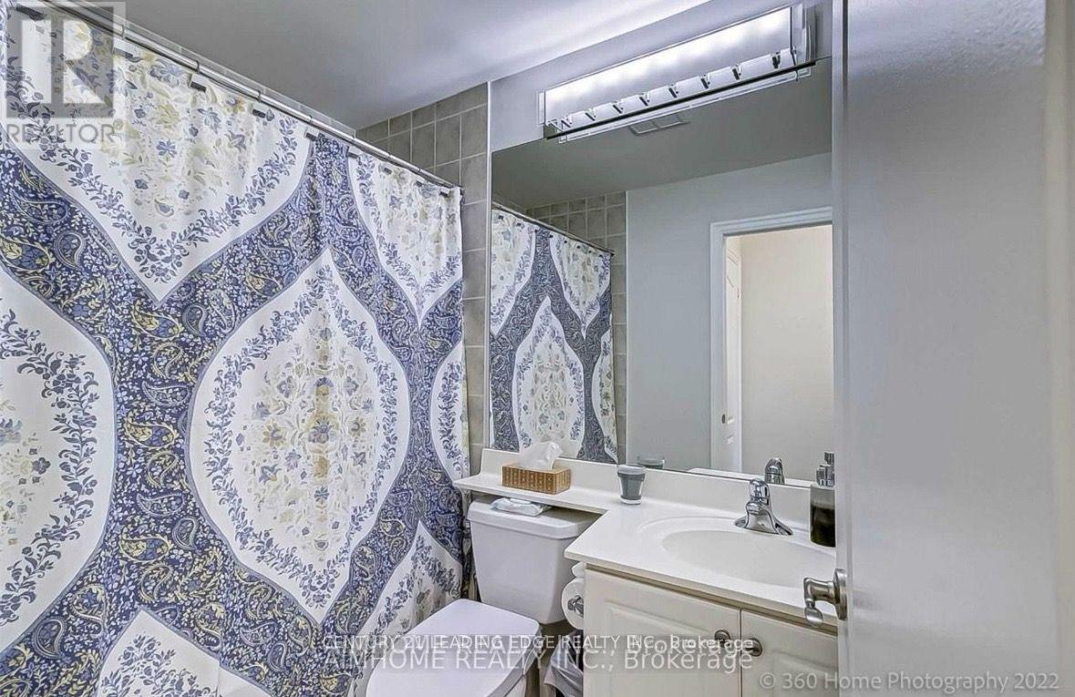 607 - 2119 Lakeshore Boulevard W Property Photo 13