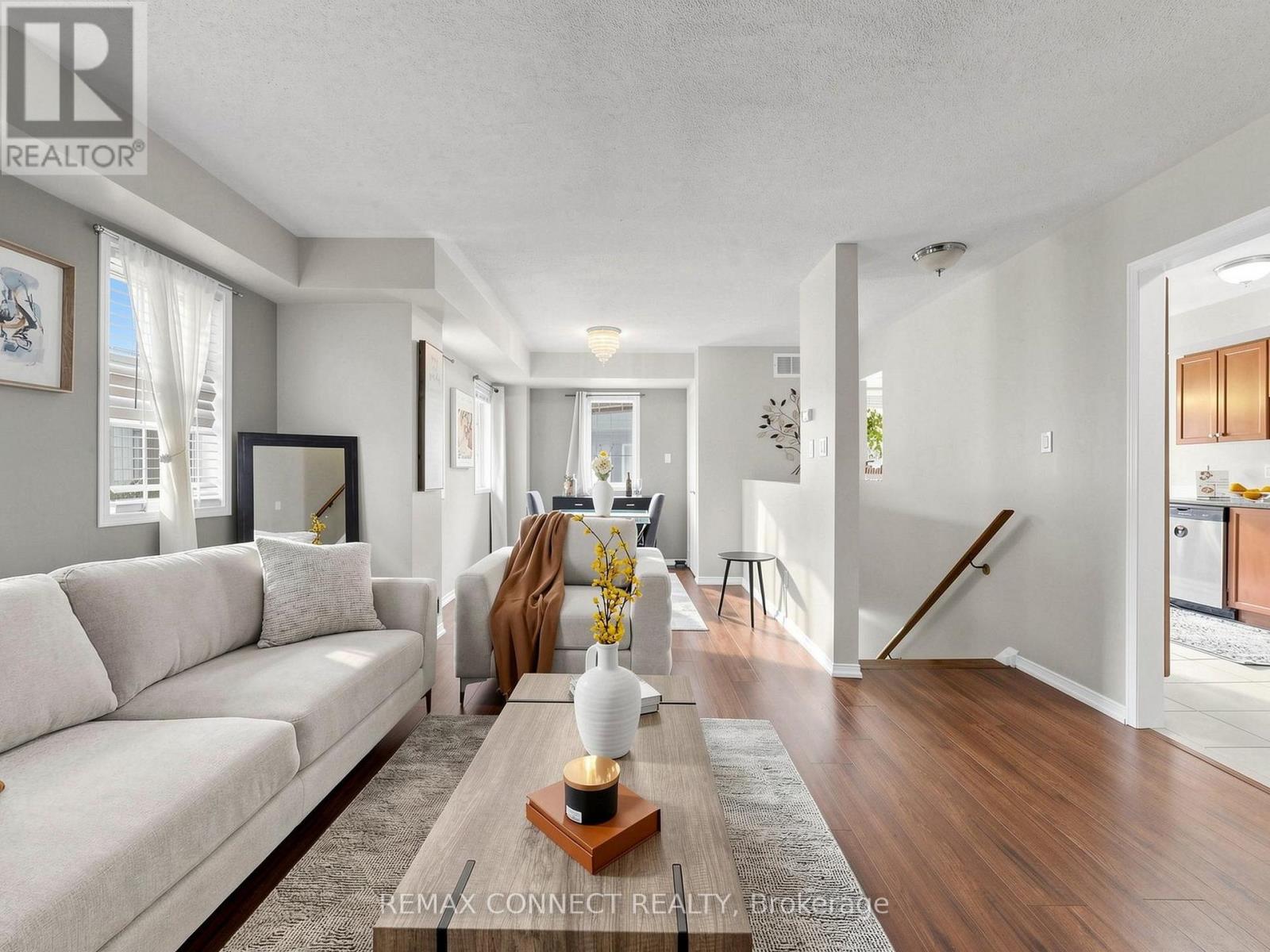 304 - 58 Sidney Belsey Crescent Property Photo 4