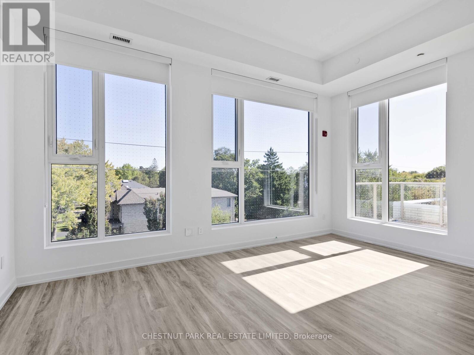 407 - 722 Marlee Avenue Property Photo 5