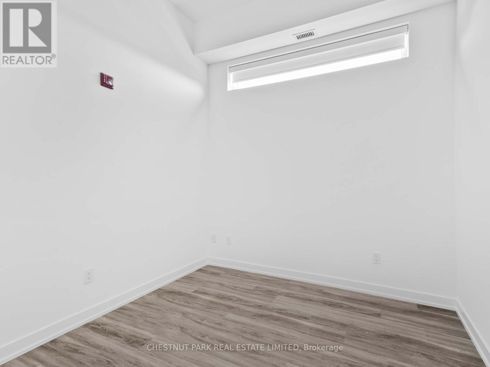 407 - 722 Marlee Avenue Property Photo 10