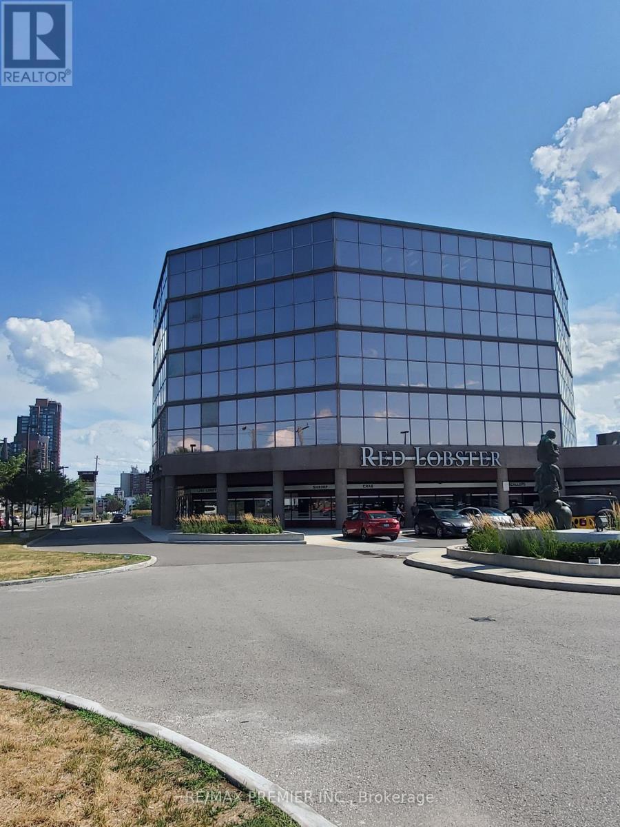 28 - 3200 Dufferin Street Property Photo 3