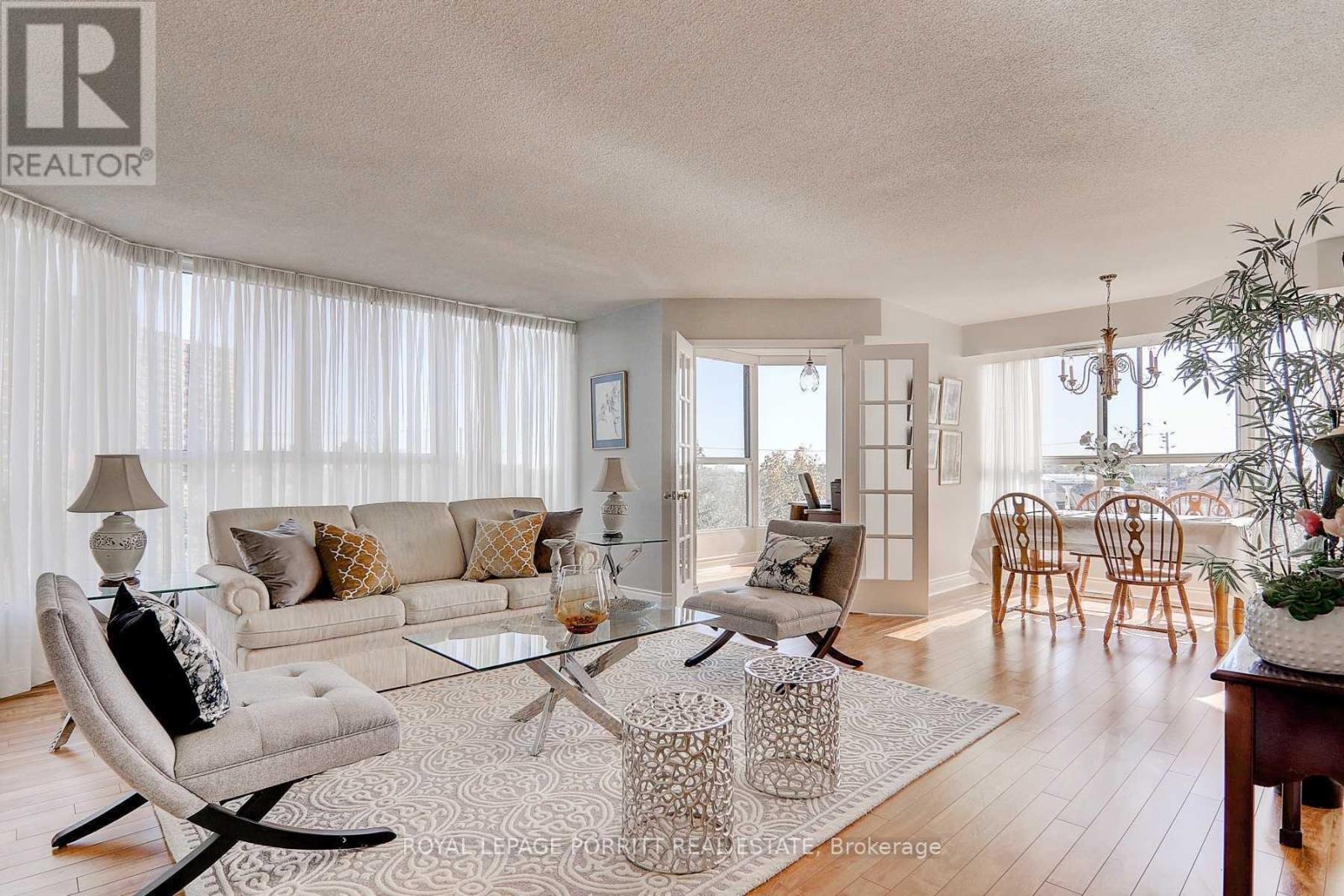 508 - 1271 Walden Circle Property Photo 2