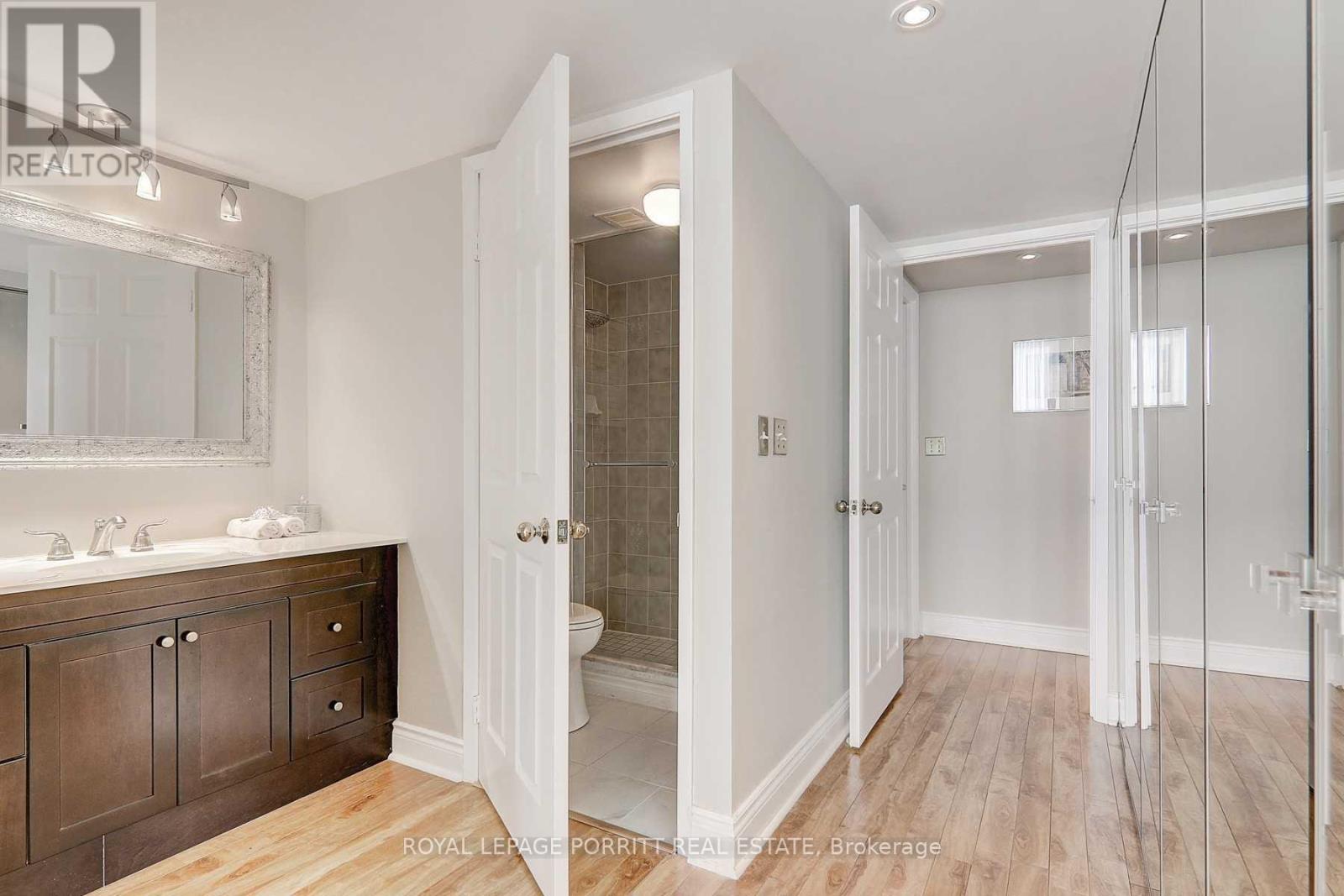508 - 1271 Walden Circle Property Photo 12