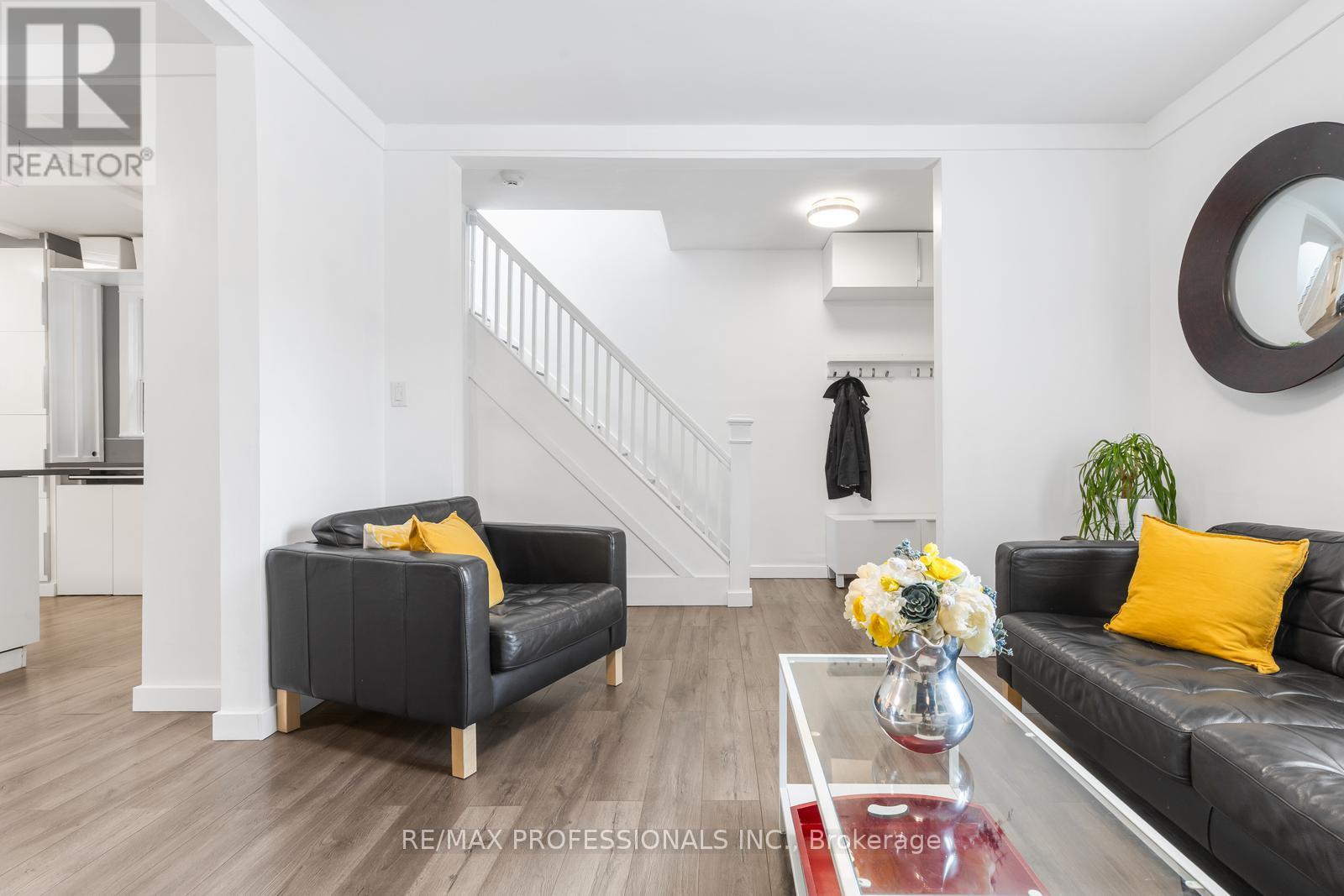 52 Third Street Property Photo 5
