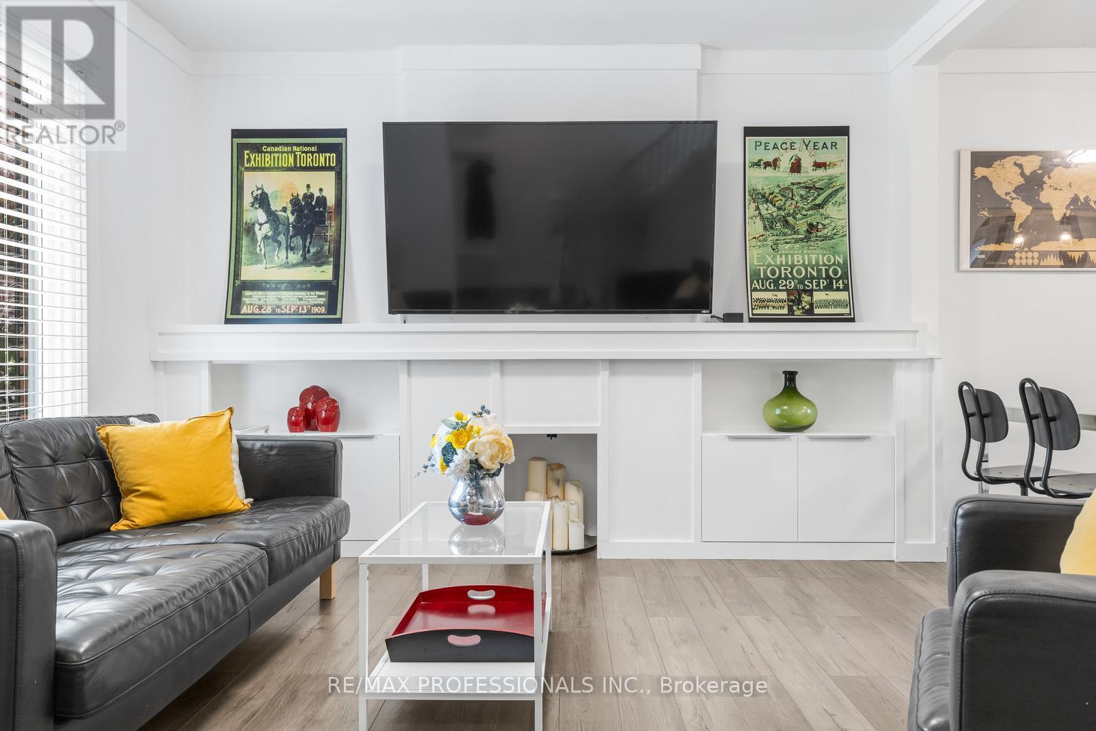 52 Third Street Property Photo 6