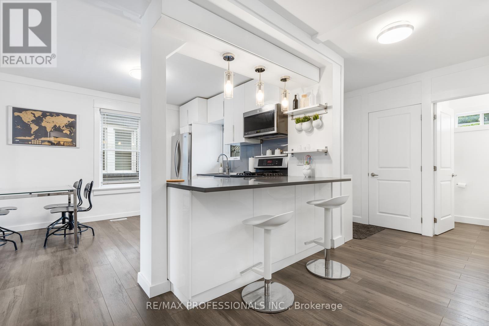 52 Third Street Property Photo 15