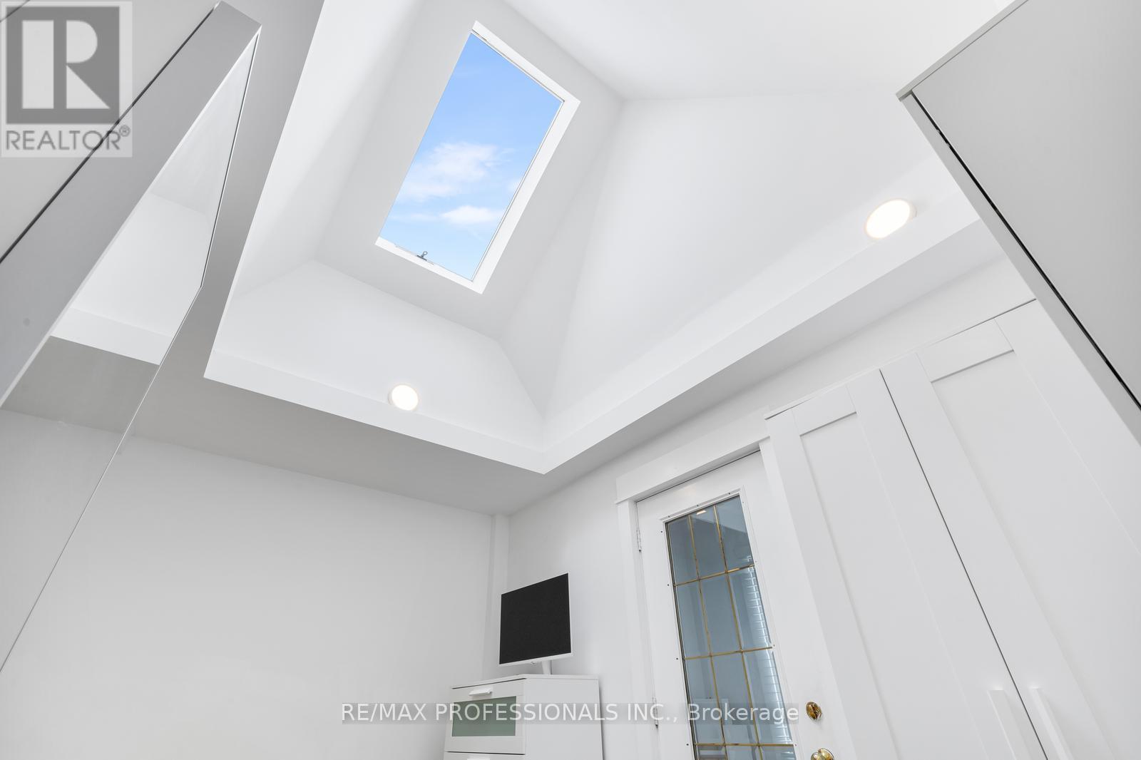 52 Third Street Property Photo 19