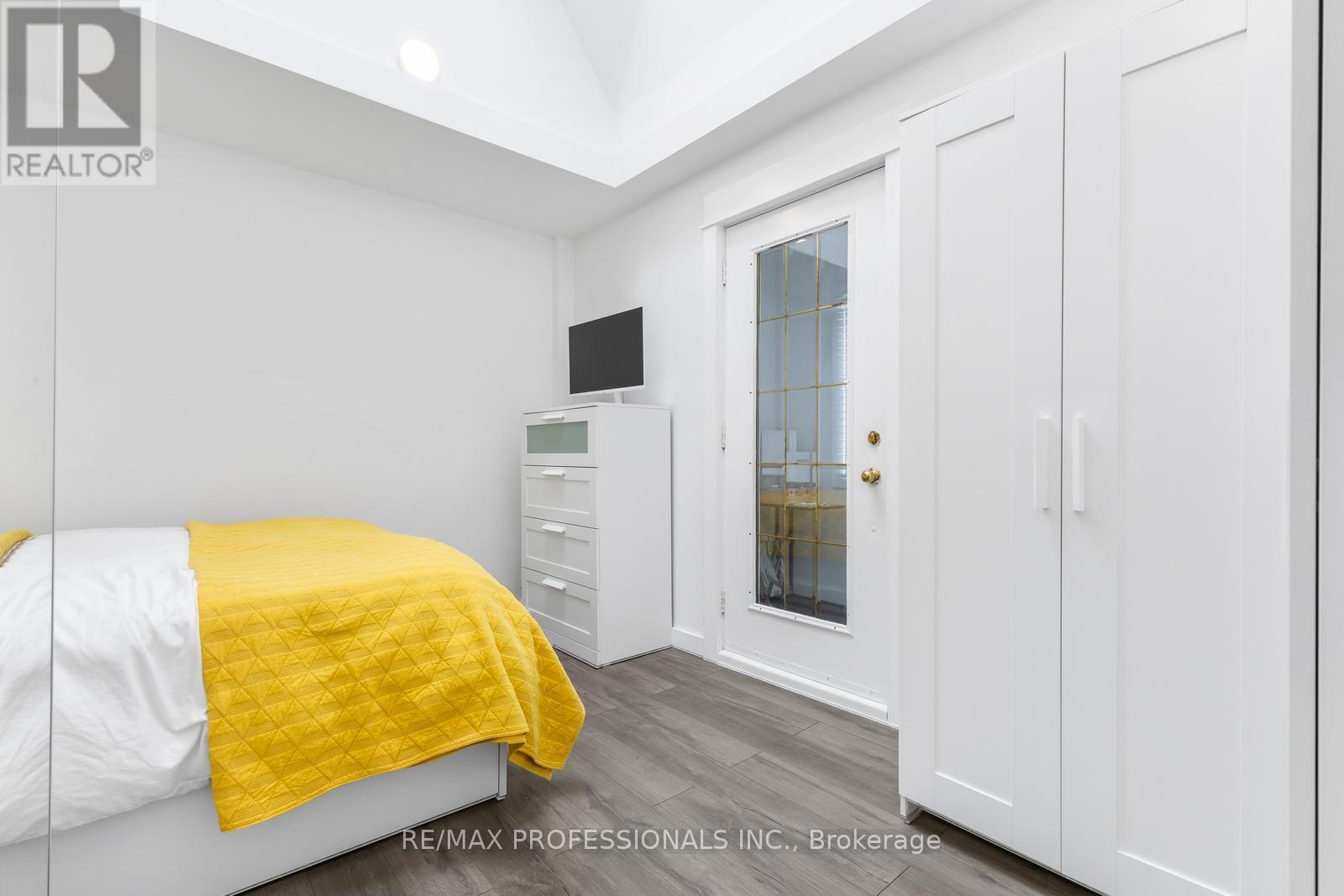 52 Third Street Property Photo 25