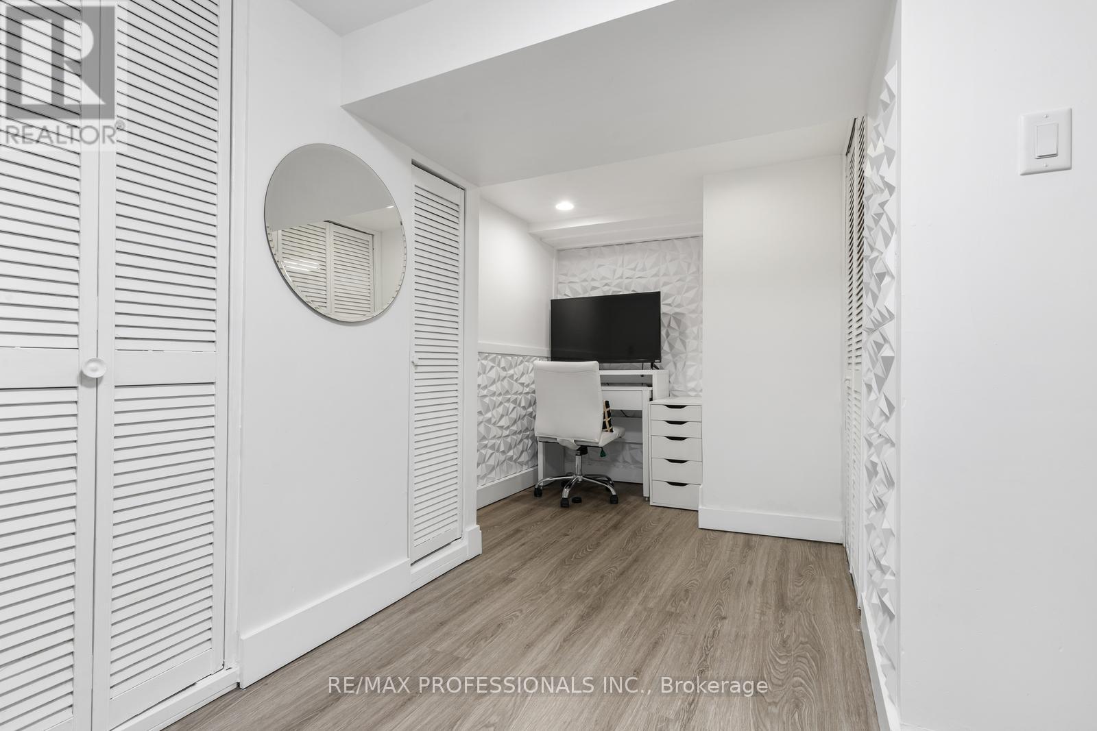 52 Third Street Property Photo 33