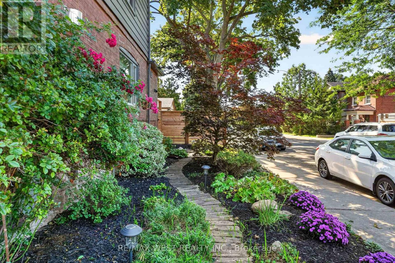 47 Deforest Road Property Photo 4