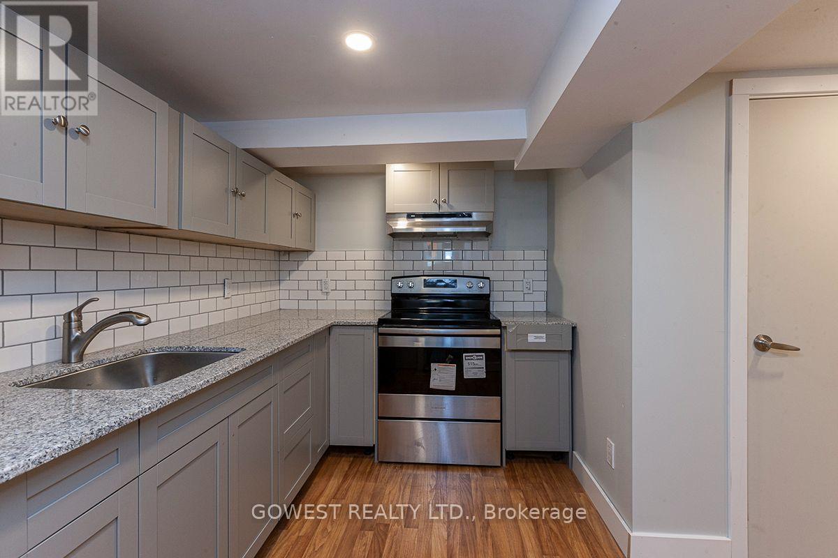 2 - 480 Jane Street Property Photo 11