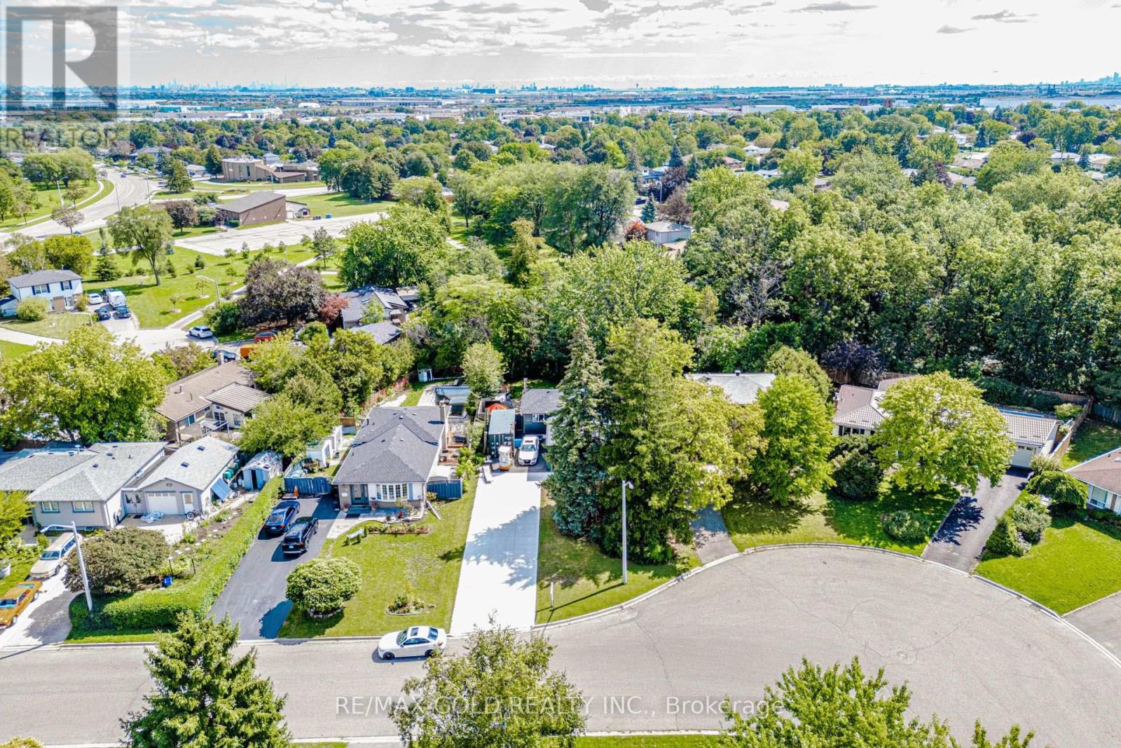 44 Deloraine Drive Property Photo 1