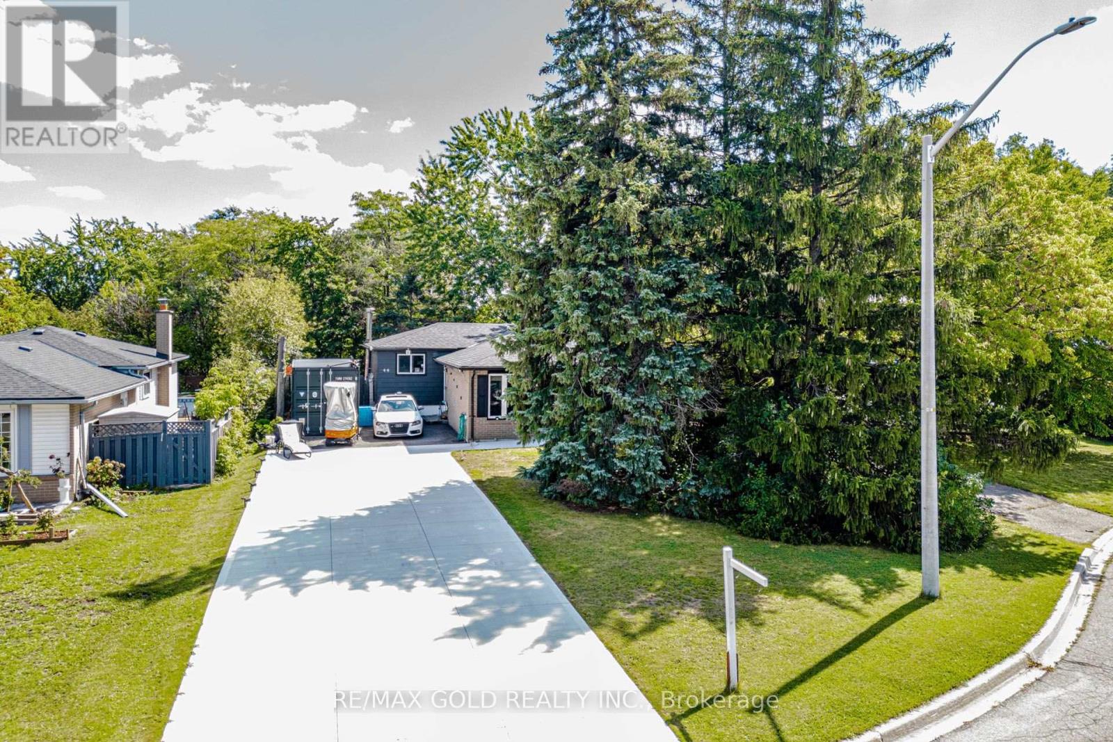 44 Deloraine Drive Property Photo 3