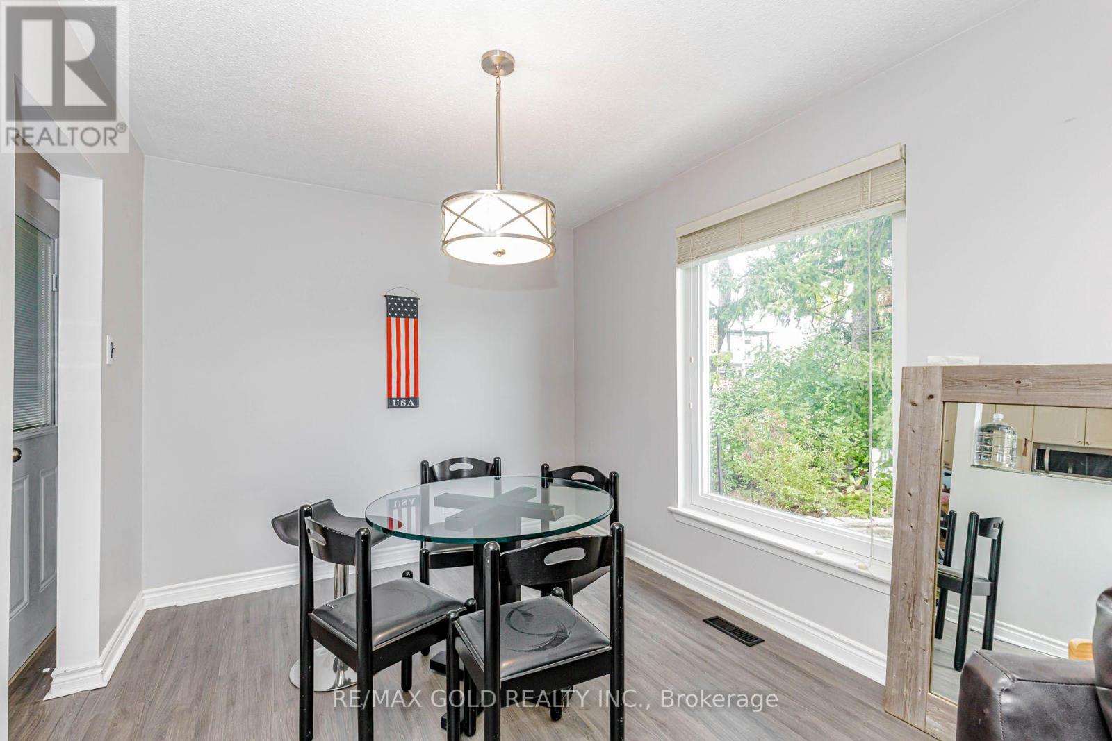 44 Deloraine Drive Property Photo 7