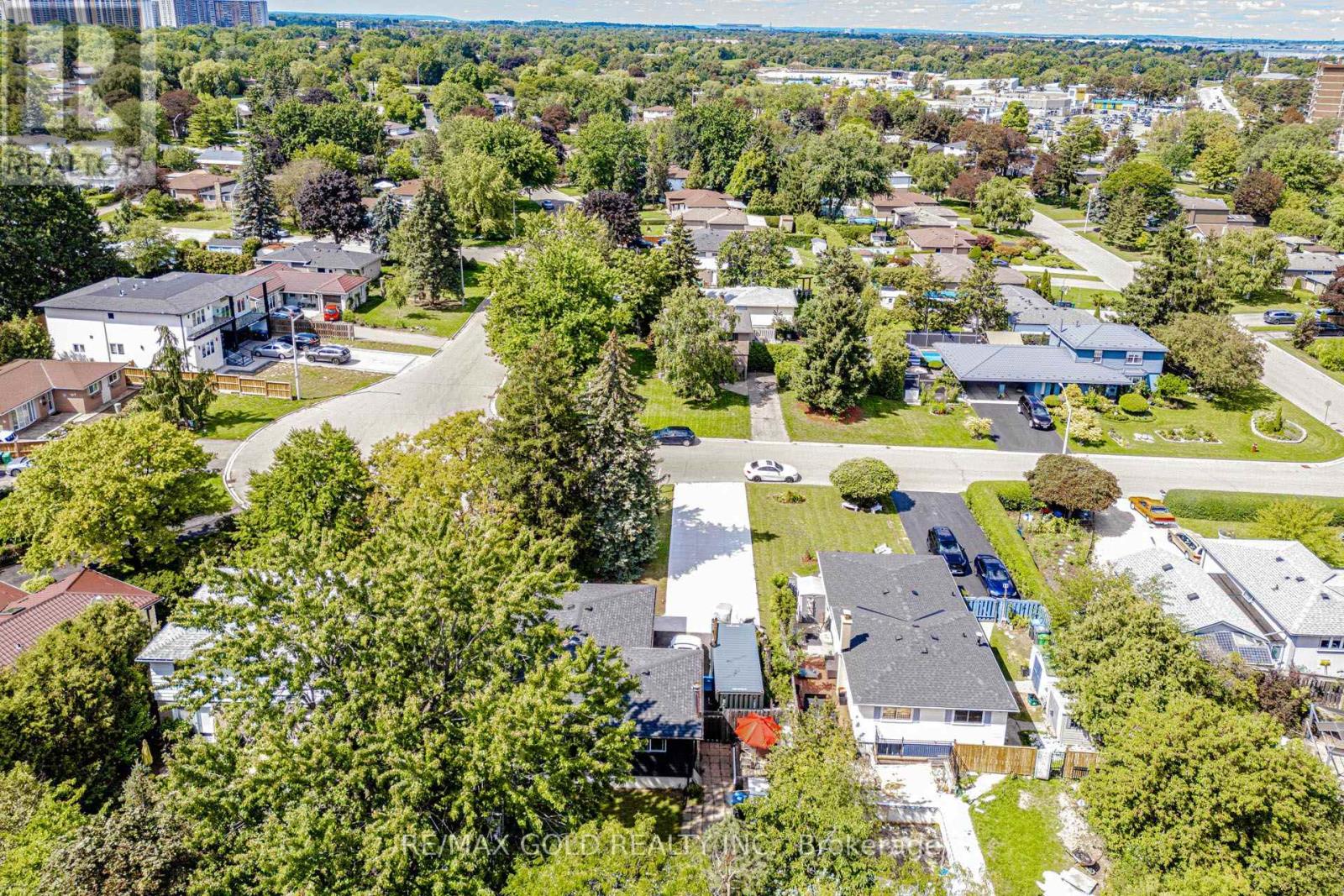 44 Deloraine Drive Property Photo 27