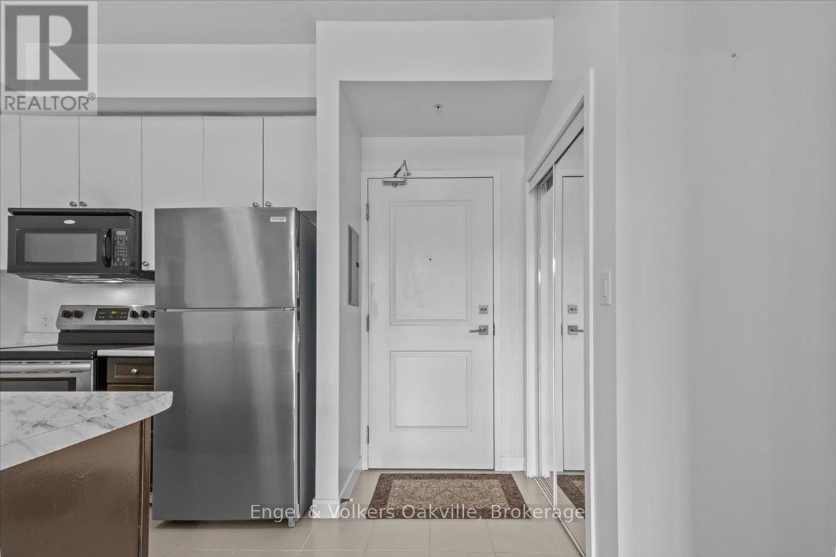 135 - 5010 Corporate Drive Property Photo 4