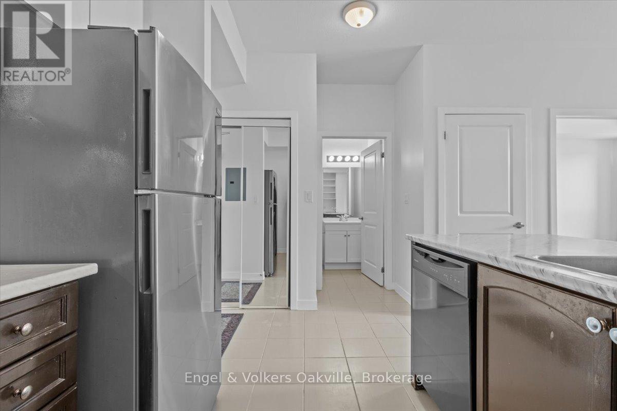 135 - 5010 Corporate Drive Property Photo 6