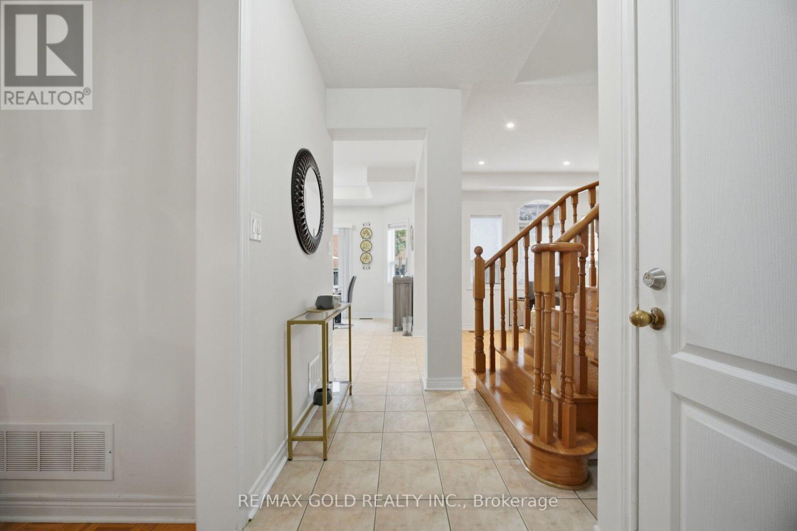 10 Sir Jacobs Crescent Property Photo 19