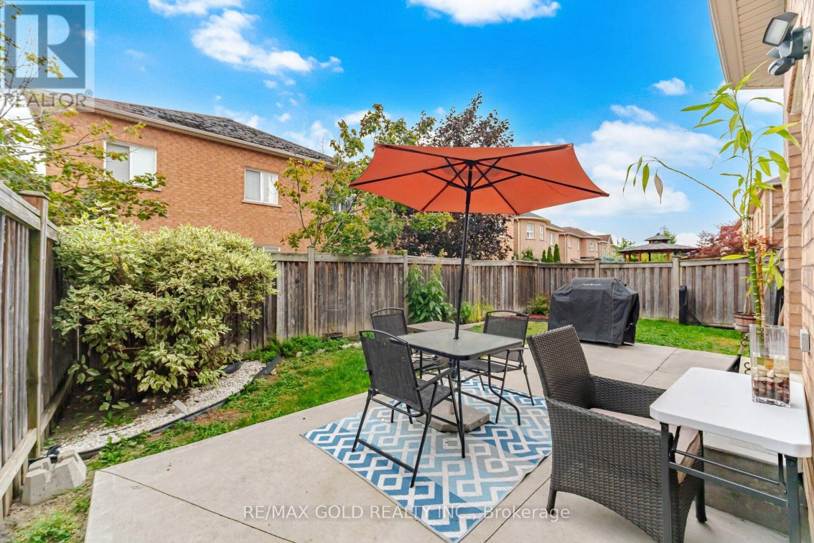 10 Sir Jacobs Crescent Property Photo 46