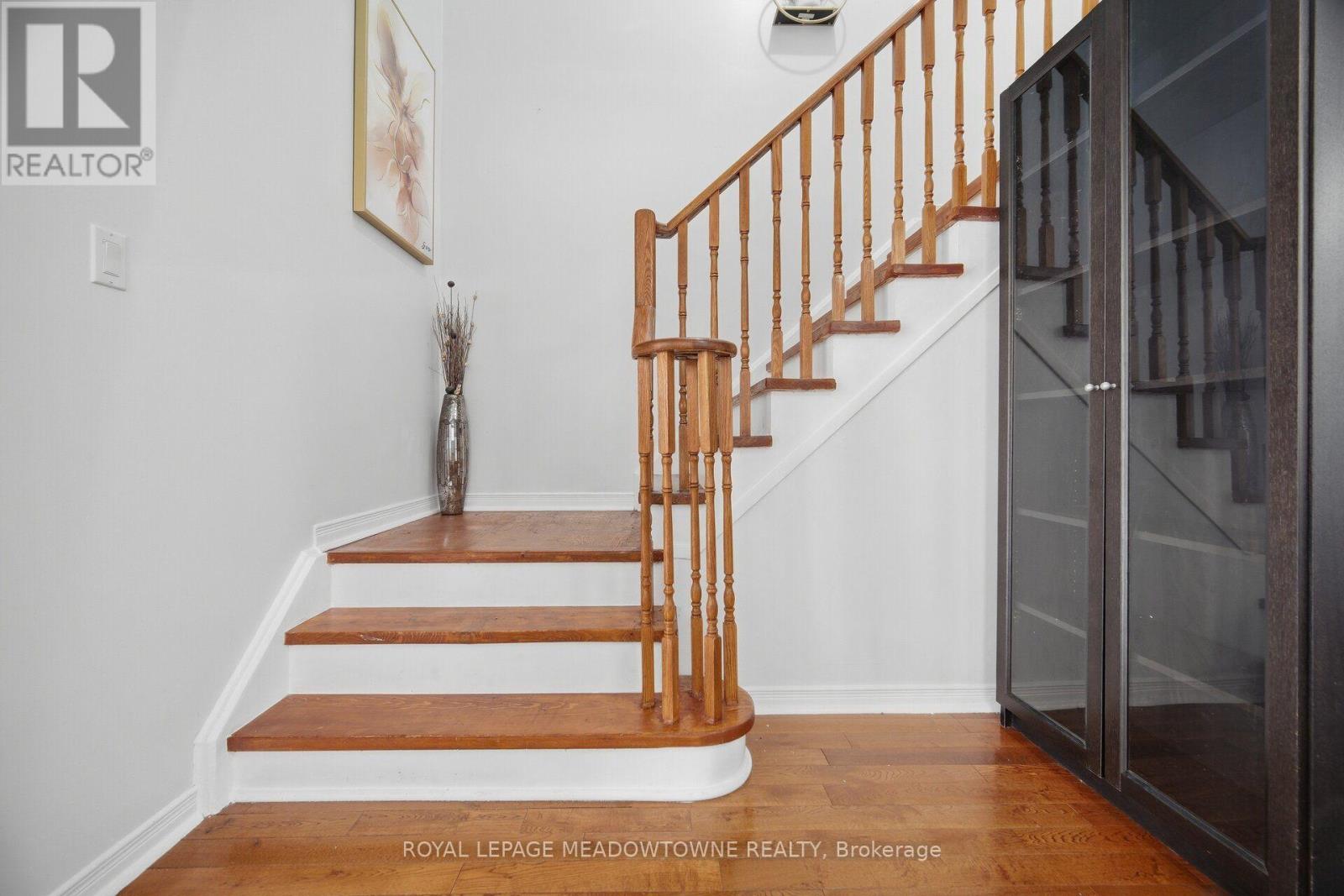 7 Secord Crescent Property Photo 5