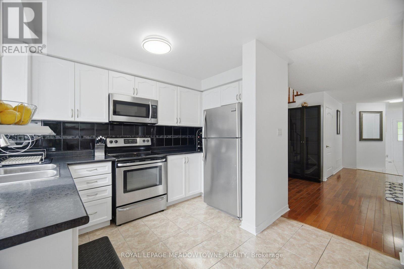 7 Secord Crescent Property Photo 10