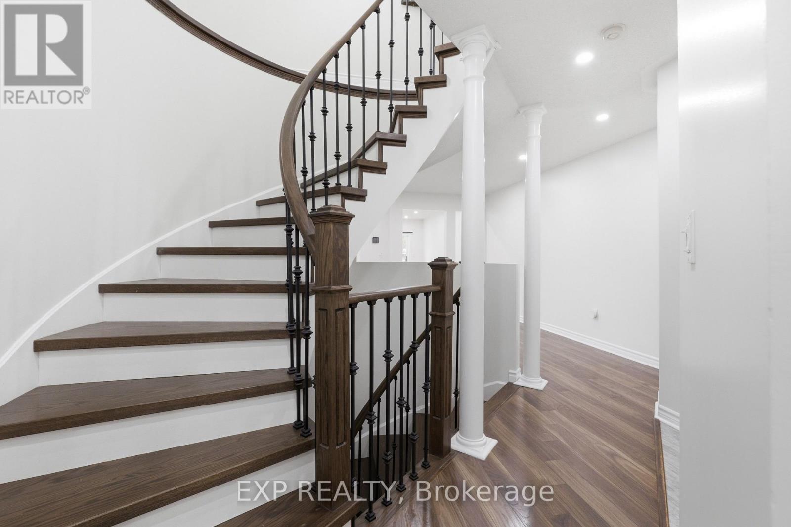 1015 Borden Lane Property Photo 4